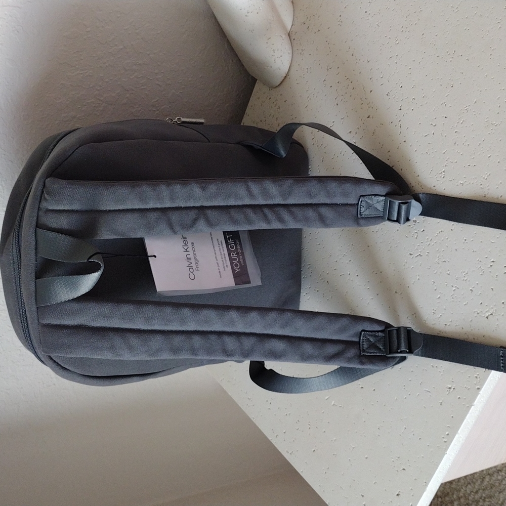 Calvin Klein backpack - Picture 8 of 15